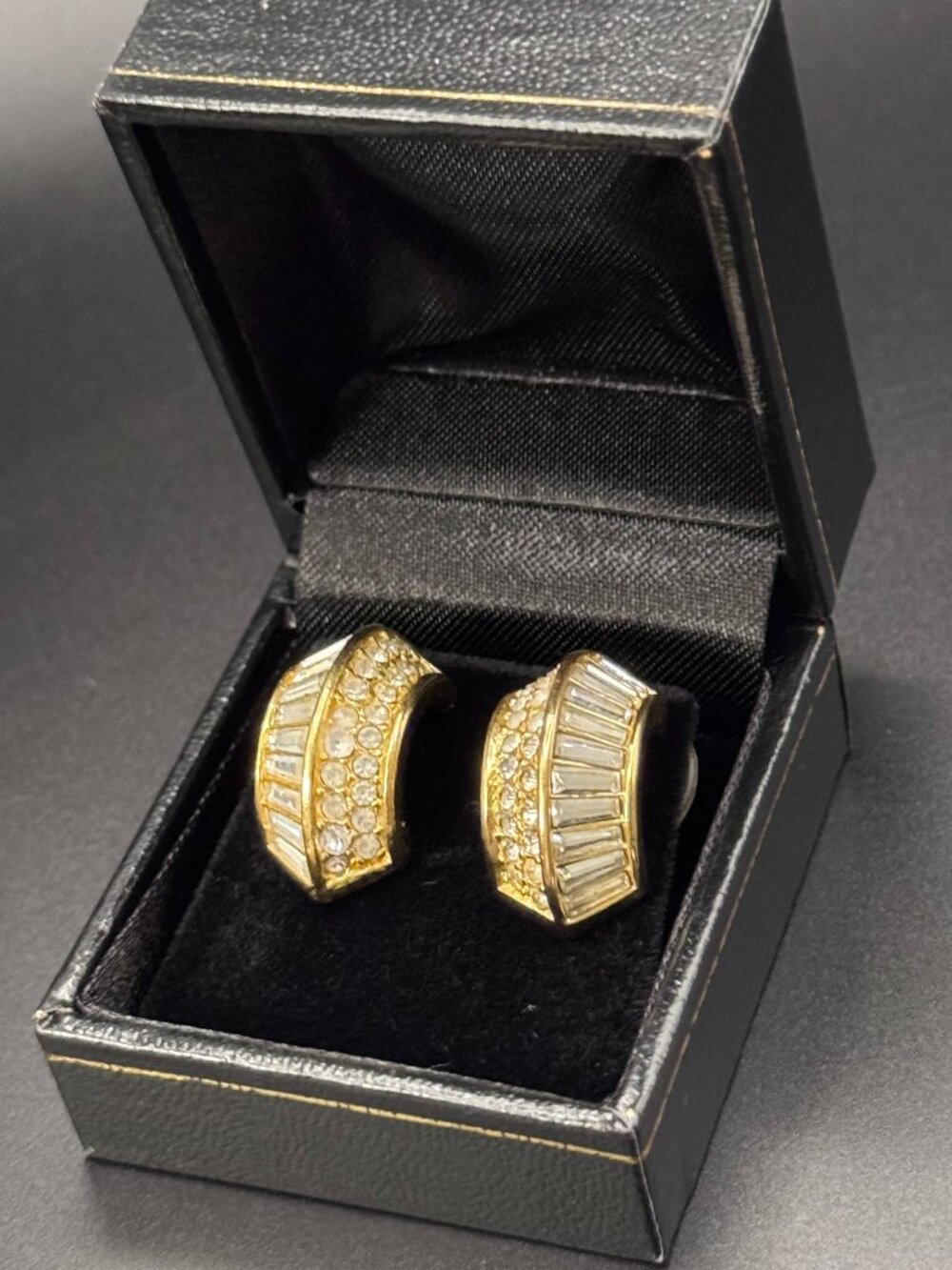Christian Dior Vintage Crystal Stud earrings